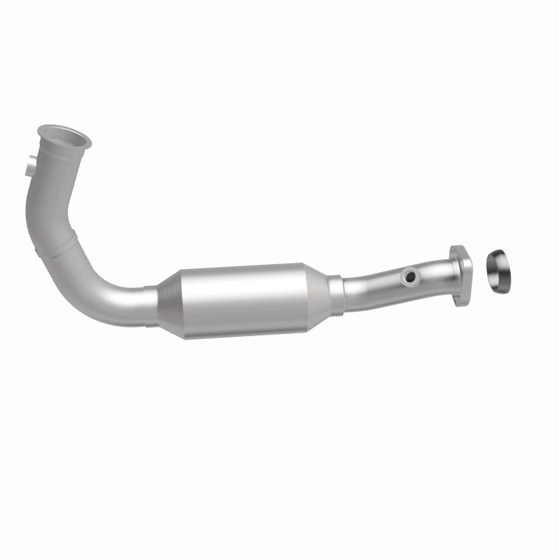 MagnaFlow direct-fit catalytic converter fits 2004 Jeep Liberty 3.7L stainless steel CARB compliant 5451583