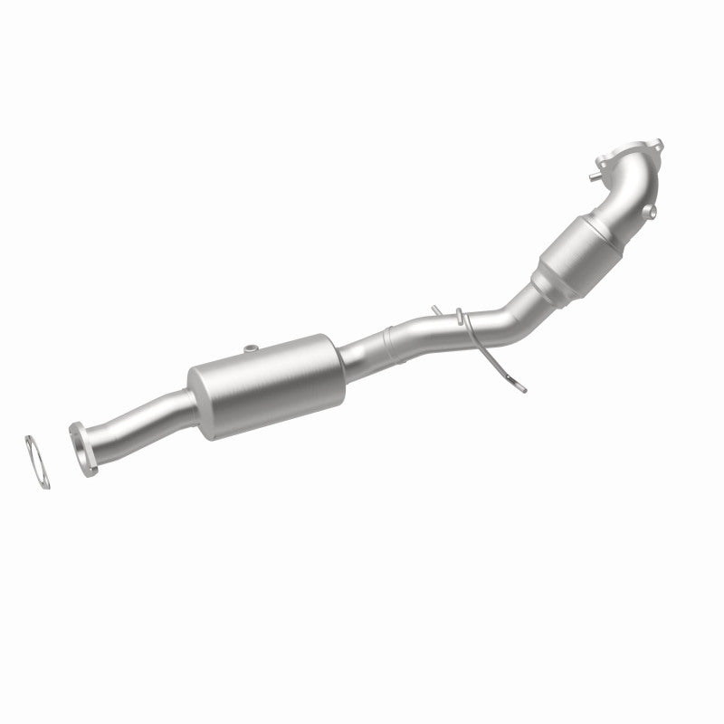 MagnaFlow direct-fit catalytic converter fits 2004 Volvo S60 and 2004 Volvo V70. Avoid potential exhaust leaks by using the included gaskets to get a proper seal and 2004 Volvo S60