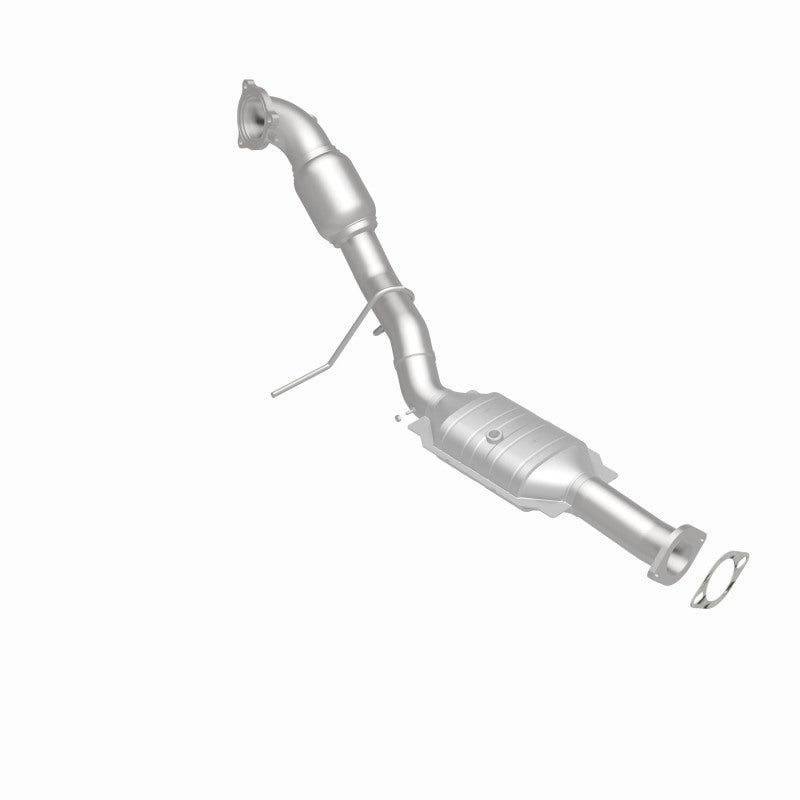 MagnaFlow direct-fit catalytic converter fits 2003-2004 Volvo XC90 2.5L and 2004 Volvo XC90 stainless steel CARB compliant OBDII