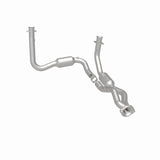 MagnaFlow direct-fit catalytic converter for 2005-2006 Jeep Grand Cherokee stainless steel CARB compliant 5451687