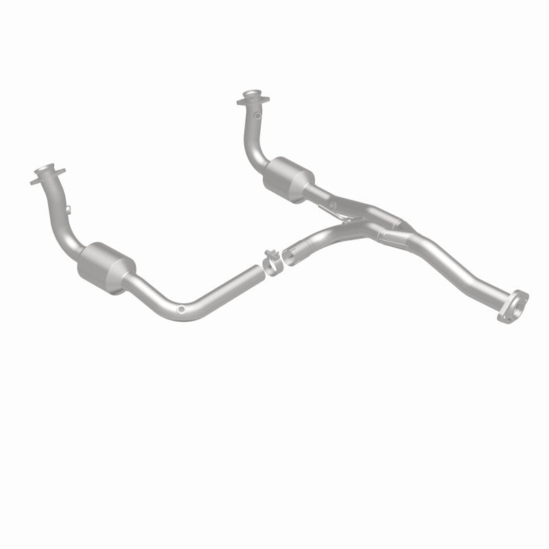 MagnaFlow direct-fit catalytic converter for 2005-2007 Jeep 3.7L stainless steel CARB compliant 5451186