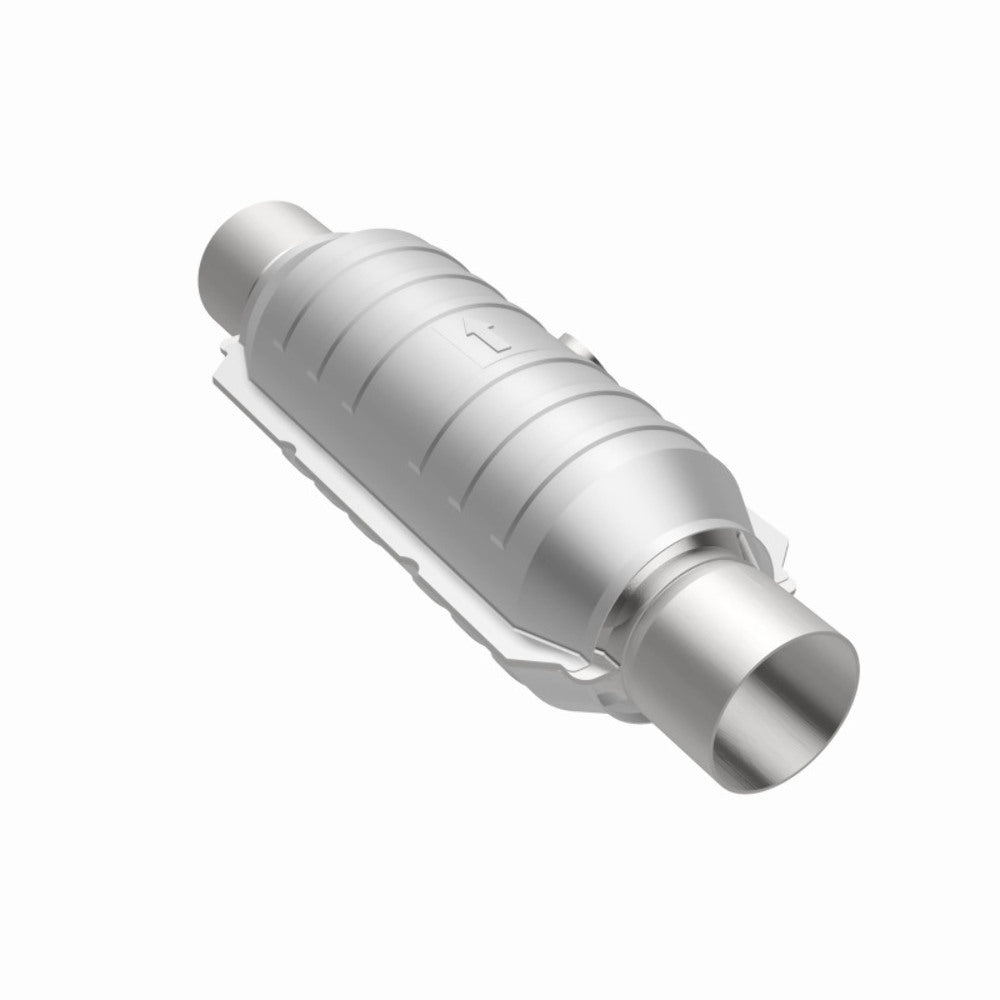 MagnaFlow catalytic converter for 2005-2007 Toyota Sequoia 2.5 inch inlet/outlet stainless steel Federal EPA compliant OBDII