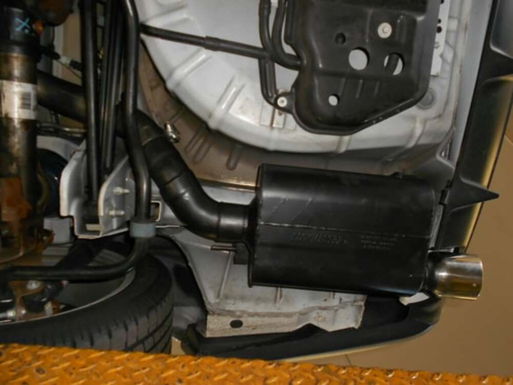 t 2005-2010 Ford Mustang Cat-back Exhaust System Flowmaster American Thunder 817494 Flowmaster