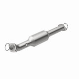 MagnaFlow direct-fit catalytic converter for 2012-2015 Toyota Tacoma 4.0L stainless steel CARB compliant 5592661