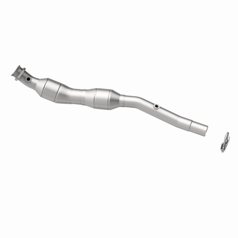 MagnaFlow direct-fit catalytic converter fits 2005 Land Rover Range Rover 4.4L stainless steel CARB compliant 4551722