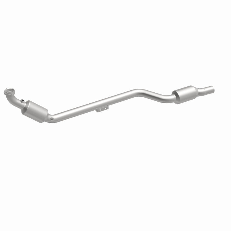 MagnaFlow direct-fit catalytic converter fits 2005 Mercedes-Benz CLK320 3.2L stainless steel CARB compliant 5411806