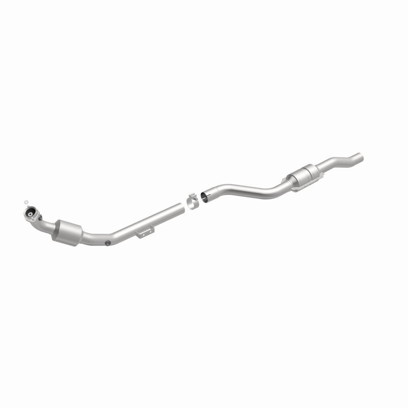 MagnaFlow direct-fit catalytic converter fits 2004-2005 2005 Mercedes-Benz E320 and Mercedes-Benz E500. Hardware is included to eliminate the hassle of working with corroded factor