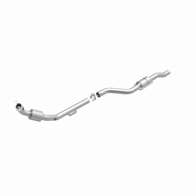 MagnaFlow direct-fit catalytic converter fits 2004-2005 2005 Mercedes-Benz E320 and Mercedes-Benz E500. Hardware is included to eliminate the hassle of working with corroded factor
