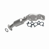 MagnaFlow direct-fit catalytic converter fits 2006-2008 IS250 V6 2.5 2.5 inch inlet/outlet stainless steel CARB compliant 52445
