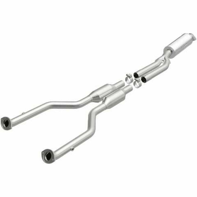 MagnaFlow direct-fit catalytic converter for 2006-2009 Lexus 2.5L stainless steel CARB compliant 5571168