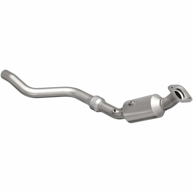 MagnaFlow direct-fit catalytic converter for 2006-2014 Chrysler 5.7L stainless steel CARB compliant 5561243