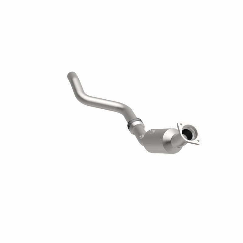 MagnaFlow direct-fit catalytic converter for 2006-2014 Chrysler 5.7L stainless steel CARB compliant 5561243