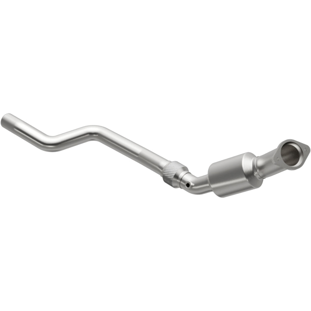 MagnaFlow direct-fit catalytic converter for 2006-2014 Chrysler 5.7L stainless steel CARB compliant 5561584