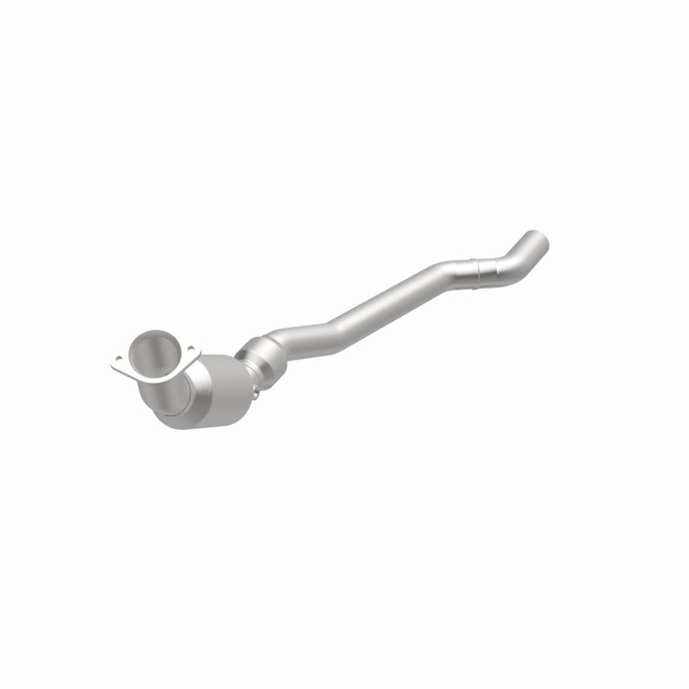 MagnaFlow direct-fit catalytic converter for 2006-2014 Chrysler 5.7L stainless steel CARB compliant 5561585