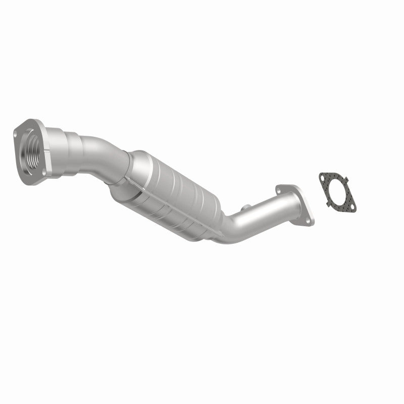 MagnaFlow direct-fit catalytic converter fits 2006 Buick Lucerne 3.8L stainless steel CARB compliant 5461751