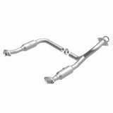 MagnaFlow direct-fit catalytic converter fits 2006 Ford Explorer and 2006 Mercury Mountaineer and 2006 Ford Explorer 4.6L stainless steel CARB compliant 5451672