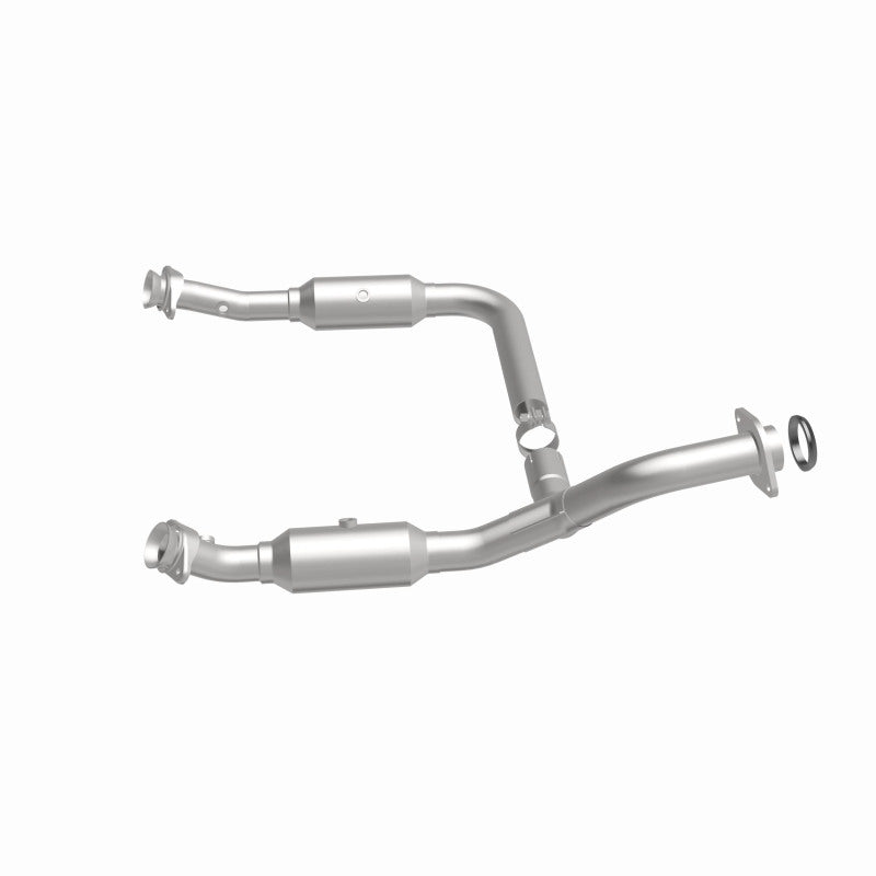 MagnaFlow direct-fit catalytic converter fits 2006 Ford Explorer and 2006 Mercury Mountaineer and 2006 Ford Explorer 4.6L stainless steel CARB compliant 5451672