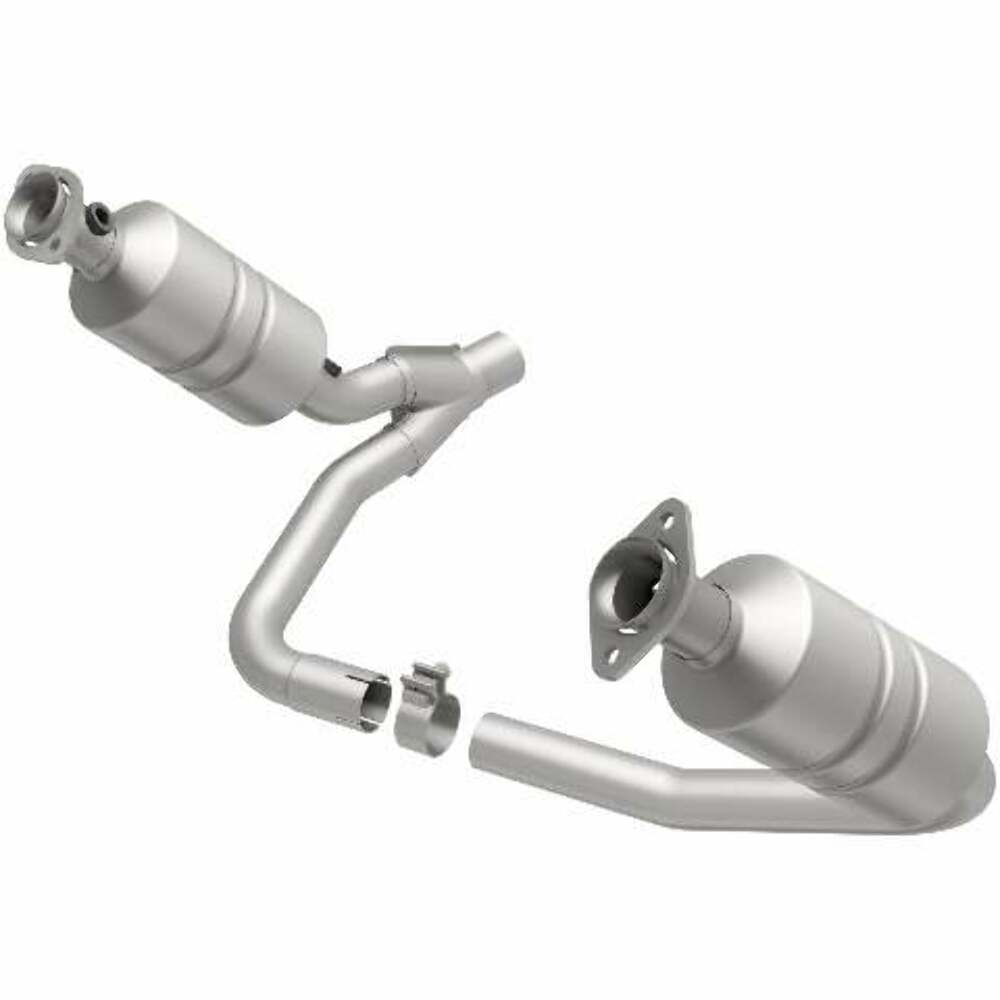 MagnaFlow direct-fit catalytic converter fits 2006 Mitsubishi Raider 3.7L stainless steel CARB compliant 4451627