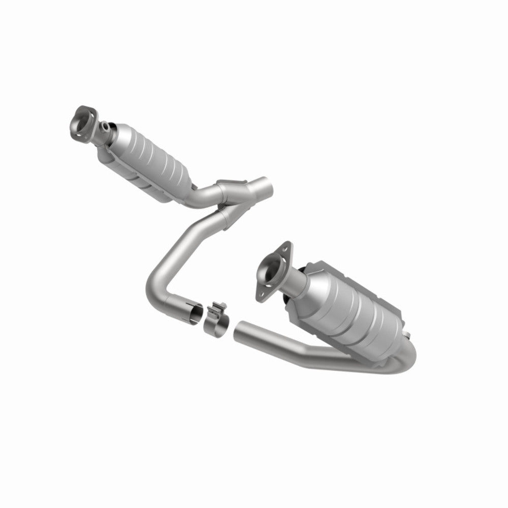 MagnaFlow direct-fit catalytic converter fits 2006 Mitsubishi Raider 3.7L stainless steel CARB compliant 4451627