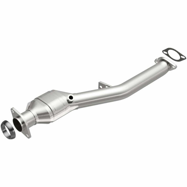 MagnaFlow direct-fit catalytic converter fits 2006-2008 Subaru Forester and 2006 Saab 9-2X. Avoid potential exhaust leaks by using the included gaskets to get a proper seal and 200
