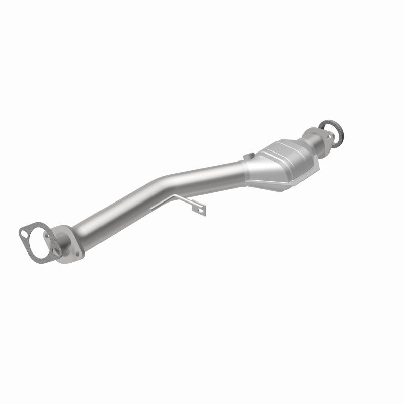 MagnaFlow direct-fit catalytic converter fits 2006-2008 Subaru Forester and 2006 Saab 9-2X. Avoid potential exhaust leaks by using the included gaskets to get a proper seal and 200