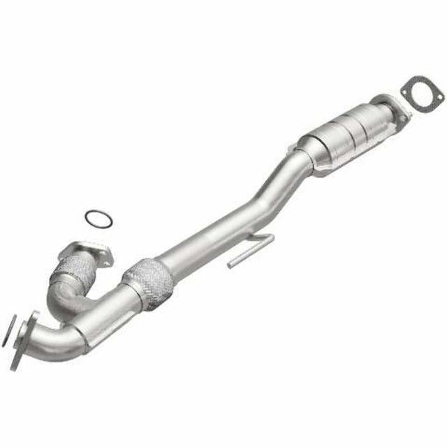 MagnaFlow direct-fit catalytic converter for 2007-2018 Nissan Altima 3.5 inch inlet/outlet stainless steel CARB compliant OBDII 52190