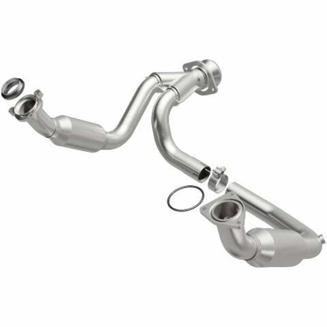 MagnaFlow direct-fit catalytic converter for 2007-2008 Cadillac 6.2L stainless steel CARB compliant 5451631