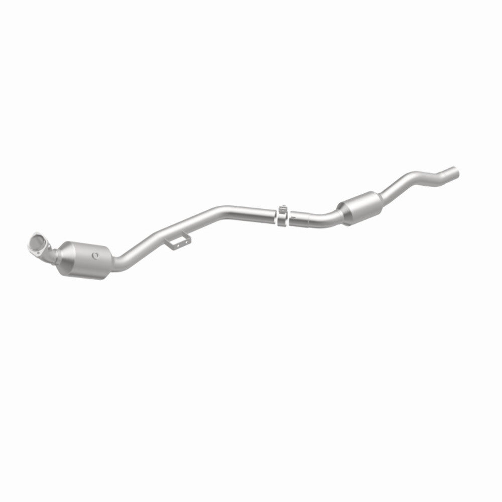 MagnaFlow direct-fit catalytic converter for 2007-2009 Mercedes-Benz 3.5L stainless steel CARB compliant 551666