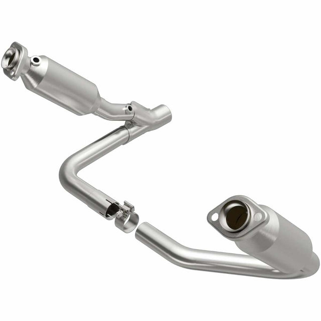 MagnaFlow direct-fit catalytic converter fits 2007-2008 Dodge Durango and 2007 Chrysler Aspen. Hardware is included to eliminate the hassle of working with corroded factory parts a