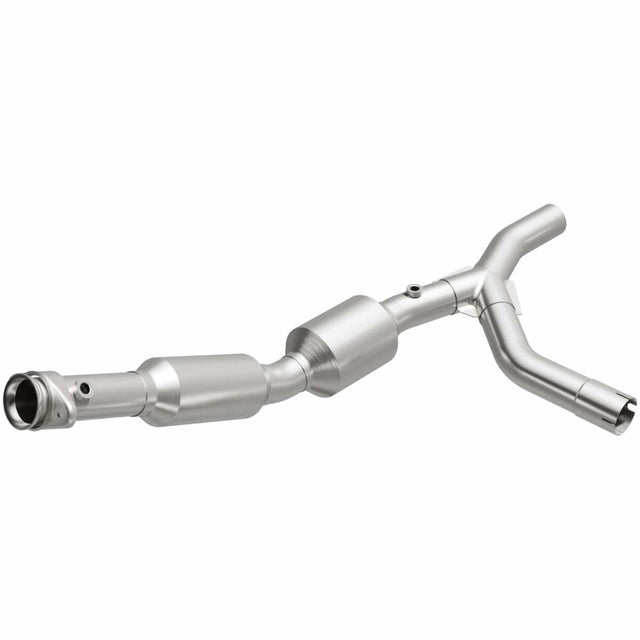 MagnaFlow direct-fit catalytic converter fits 2007 Ford E-250 and 2007 Ford E-150, this and 2007 Ford E-150 4.6L stainless steel CARB compliant 5582310