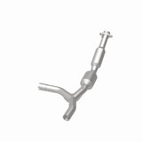 MagnaFlow direct-fit catalytic converter fits 2007 Ford E-250 and 2007 Ford E-150, this and 2007 Ford E-150 4.6L stainless steel CARB compliant 5582310