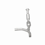 MagnaFlow direct-fit catalytic converter fits 2007 Ford E-250 and 2007 Ford E-150, this and 2007 Ford E-150 4.6L stainless steel CARB compliant 5582310
