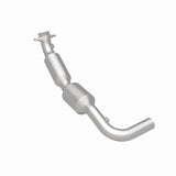 MagnaFlow direct-fit catalytic converter fits 2007 Ford E-150 4.6L and 2007 Ford E-250 4.6L stainless steel CARB compliant 5582311