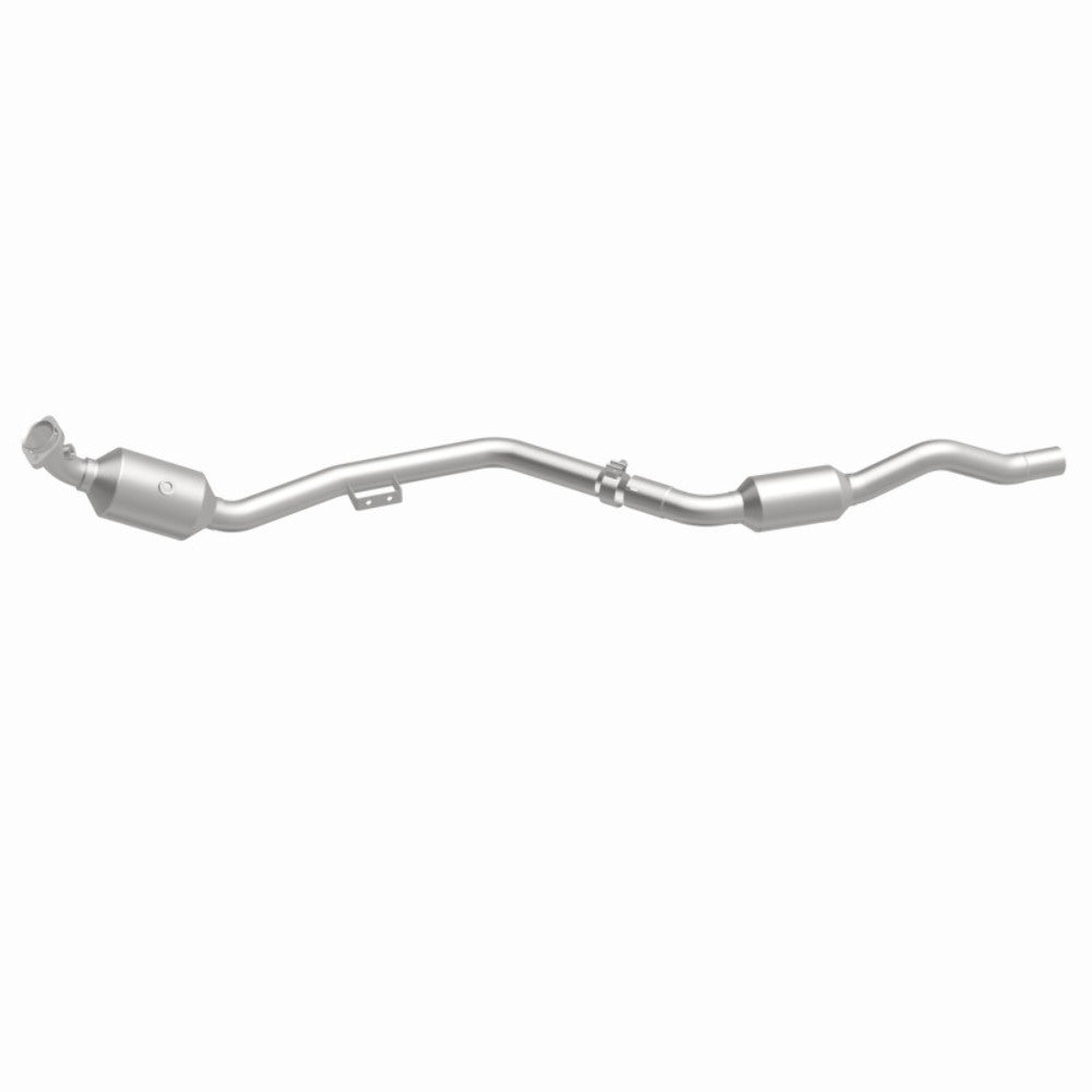 MagnaFlow direct-fit catalytic converter fits 2007 Mercedes-Benz E350 3.5L stainless steel CARB compliant 5411666