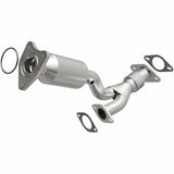 MagnaFlow direct-fit catalytic converter fits 2007 Pontiac G6 and 2007 Saturn Aura. Avoid potential exhaust leaks by using the included gaskets to get a proper seal and 2007 Pontia