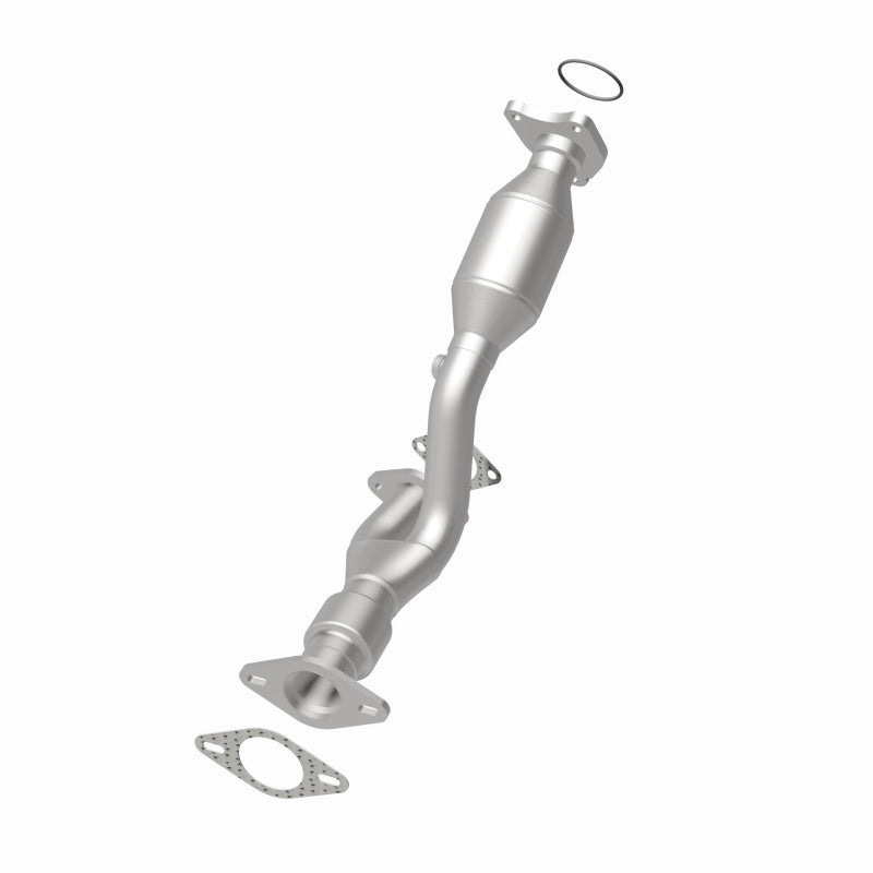 MagnaFlow direct-fit catalytic converter fits 2007 Pontiac G6 and 2007 Saturn Aura. Avoid potential exhaust leaks by using the included gaskets to get a proper seal and 2007 Pontia