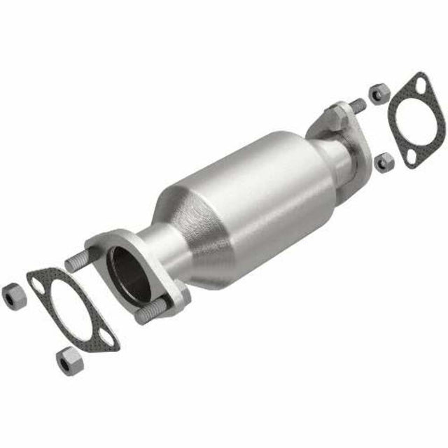 MagnaFlow direct-fit catalytic converter fits 2007 Sorento V6 3.8 3.8 inch inlet/outlet stainless steel CARB compliant OBDII 52434