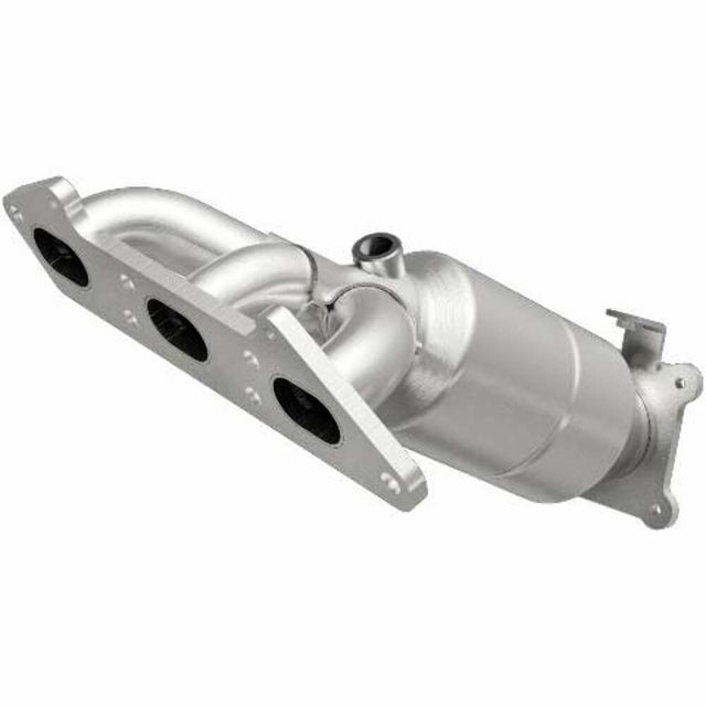 MagnaFlow direct-fit catalytic converter fits 2007 XC90 3.2L stainless steel CARB compliant 52130