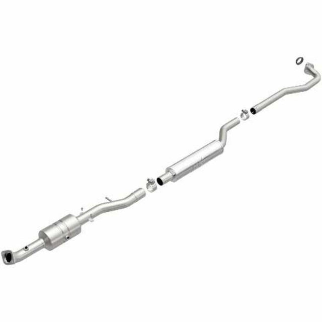 MagnaFlow direct-fit catalytic converter fits 2008-2009 OUTLANDER 2.4 L stainless steel CARB compliant 52175