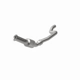 MagnaFlow direct-fit catalytic converter fits 2008 Chrysler 300C 5.7L driver side 5.7L driver side stainless steel CARB compliant OBDII 51584