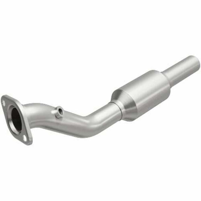 MagnaFlow direct-fit catalytic converter fits 2008 Dodge Caliber 2.4L stainless steel CARB compliant 5461961