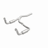 MagnaFlow direct-fit catalytic converter fits 2007-2008 Dodge Nitro and 2008 Jeep Liberty. Hardware is included to eliminate the hassle of working with corroded factory parts and 2