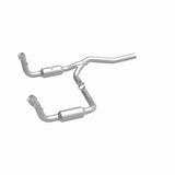 MagnaFlow direct-fit catalytic converter fits 2007-2008 Dodge Nitro and 2008 Jeep Liberty. Hardware is included to eliminate the hassle of working with corroded factory parts and 2