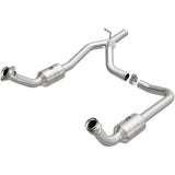 MagnaFlow direct-fit catalytic converter for 2009-2014 Ford 4.6L 2.5 inch inlet/outlet stainless steel CARB compliant 52153
