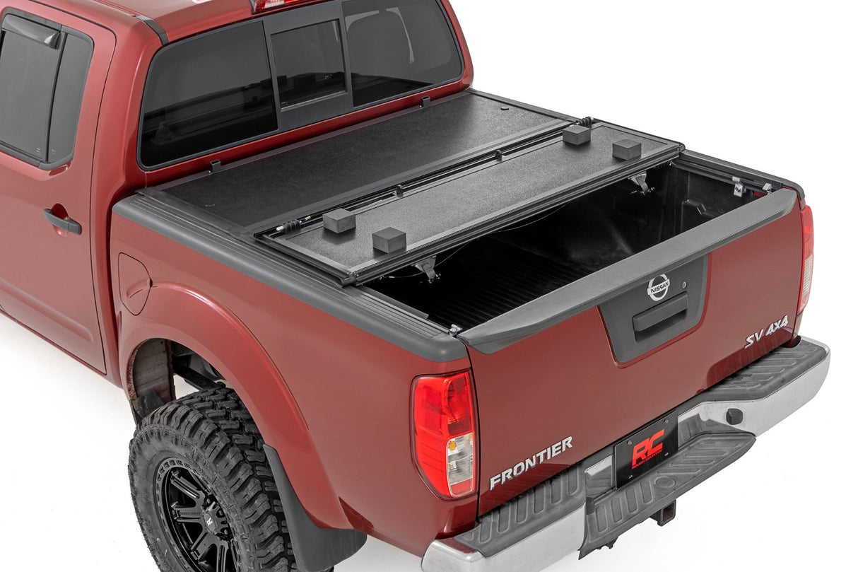 2009-2021 Nissan Frontier Hard Low Profile Bed Cover 47520501B