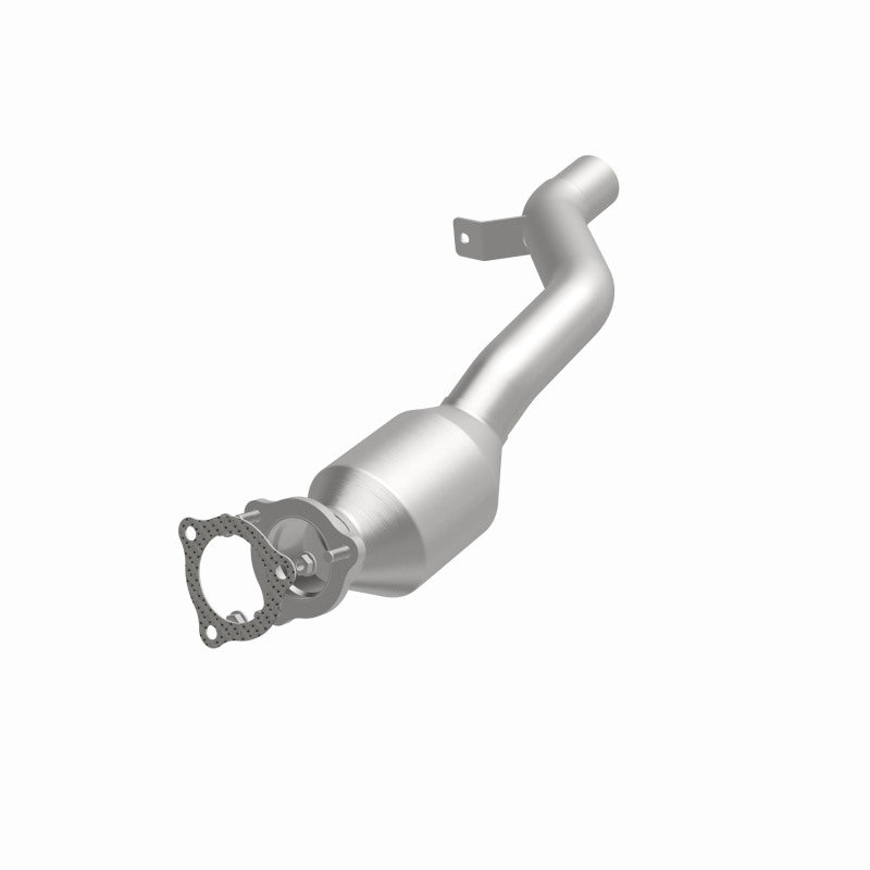 MagnaFlow direct-fit catalytic converter fits 2010-2011 Porsche Cayenne 4.8L stainless steel CARB compliant 5592595