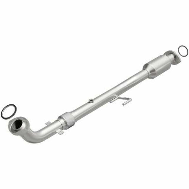 MagnaFlow direct-fit catalytic converter for 2010-2011 Toyota 2.5L stainless steel CARB compliant 5571435