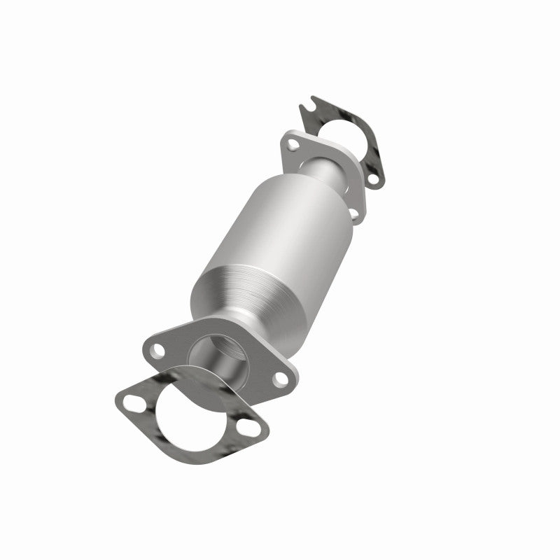 MagnaFlow direct-fit catalytic converter for 2011-2013 Hyundai Santa Fe 2.4L stainless steel CARB compliant 5592863