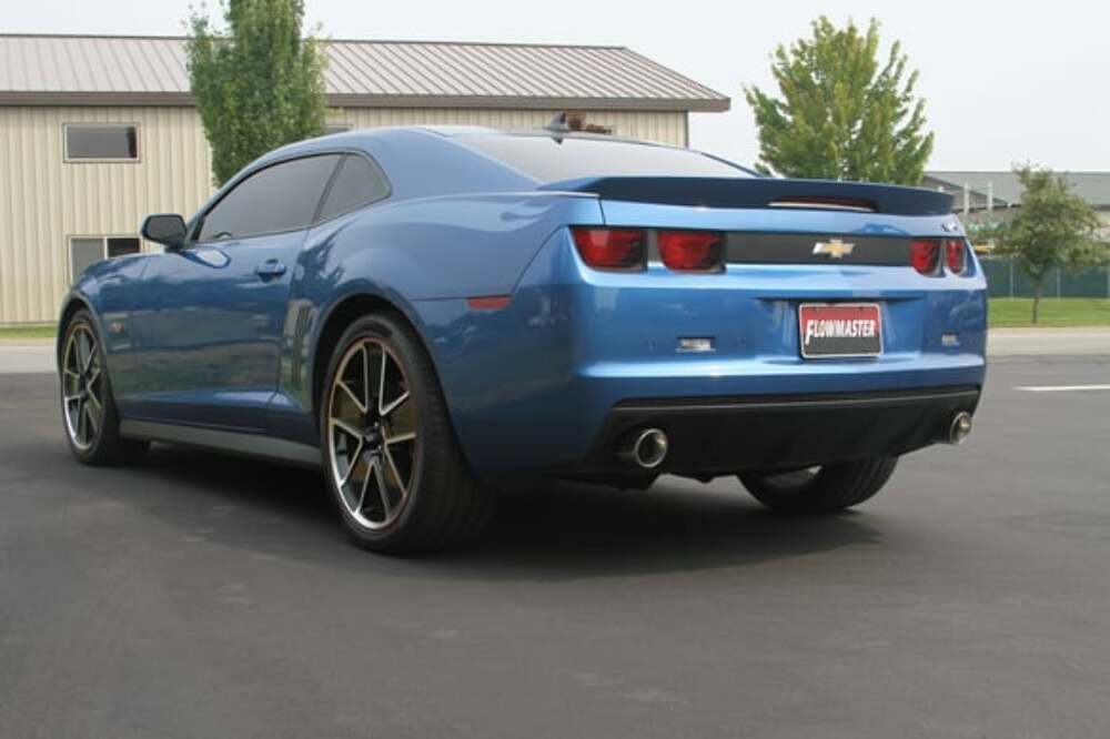 t 2010-2015 Chevrolet Camaro Axle-back Exhaust System Flowmaster American Thunder Flowmaster