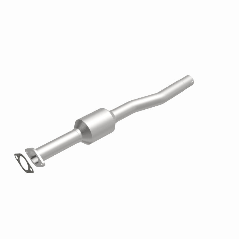MagnaFlow direct-fit catalytic converter fits 2010-2016 Chevrolet Equinox, GMC Terrain, and additional vehicles. Avoid potential exhaust leaks by using the included gaskets to get 